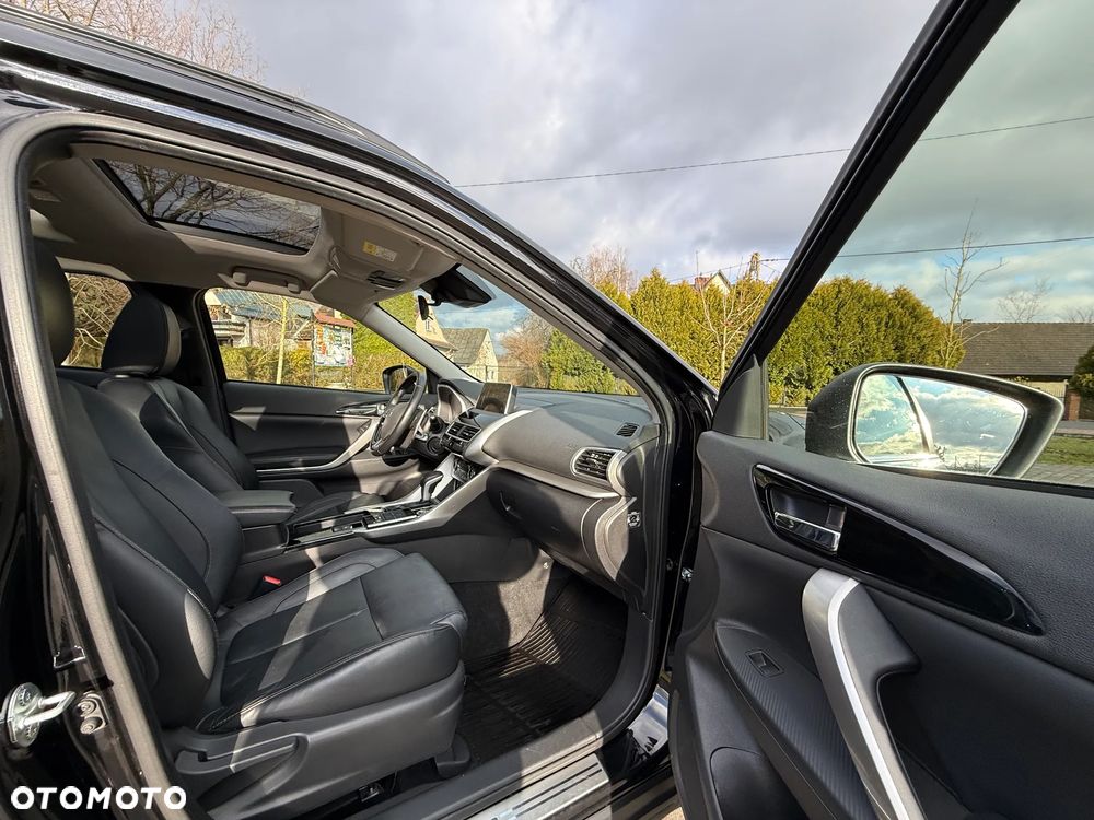 Mitsubishi Eclipse Cross 1.5 T GPF Intense Pro CVT 4WD - 24