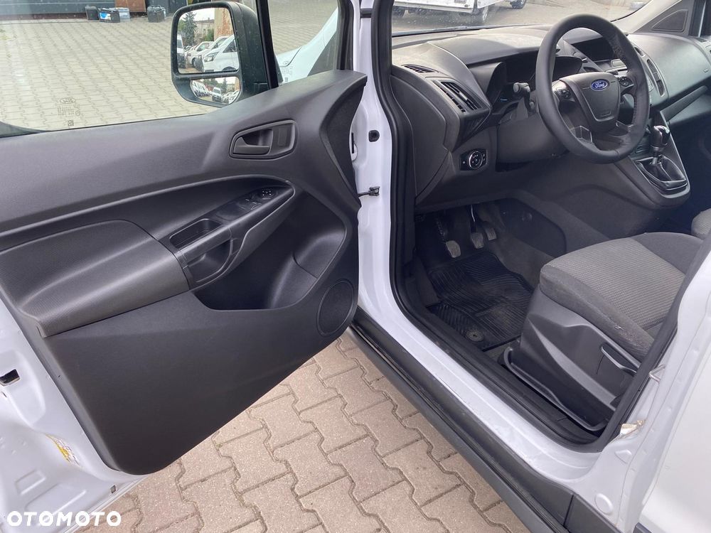 Ford CONNECT - 10