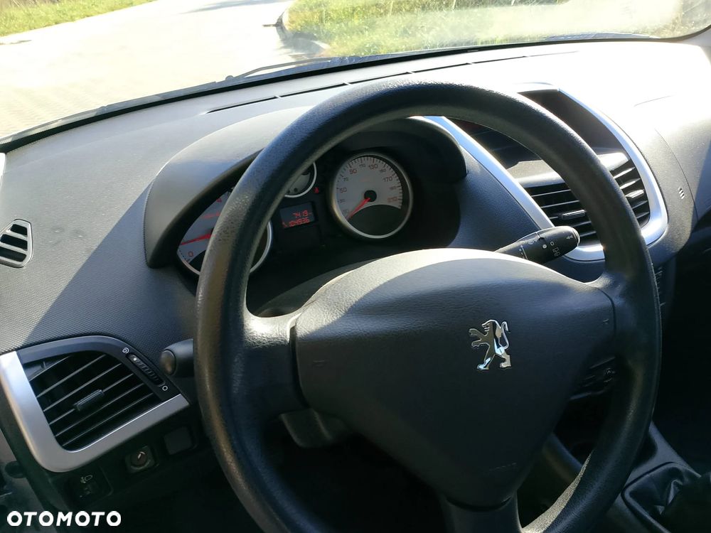 Peugeot 206 plus - 4