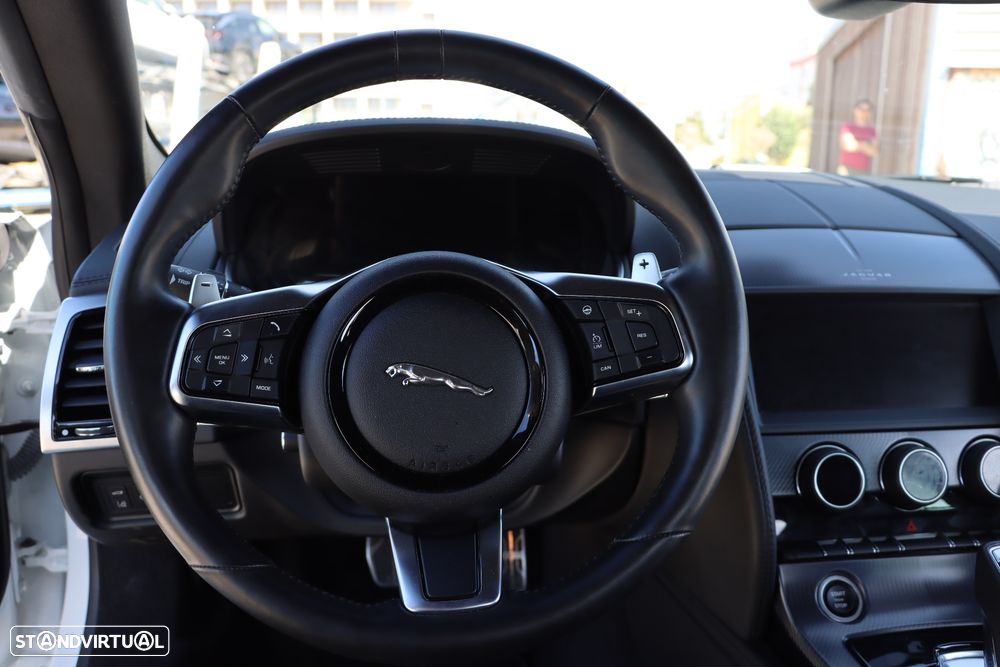 Jaguar F-Type 2.0 i4 R-Dynamic - 32
