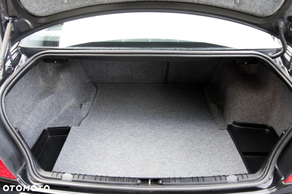 BMW Seria 3 320 Ci Edition Sport - 5