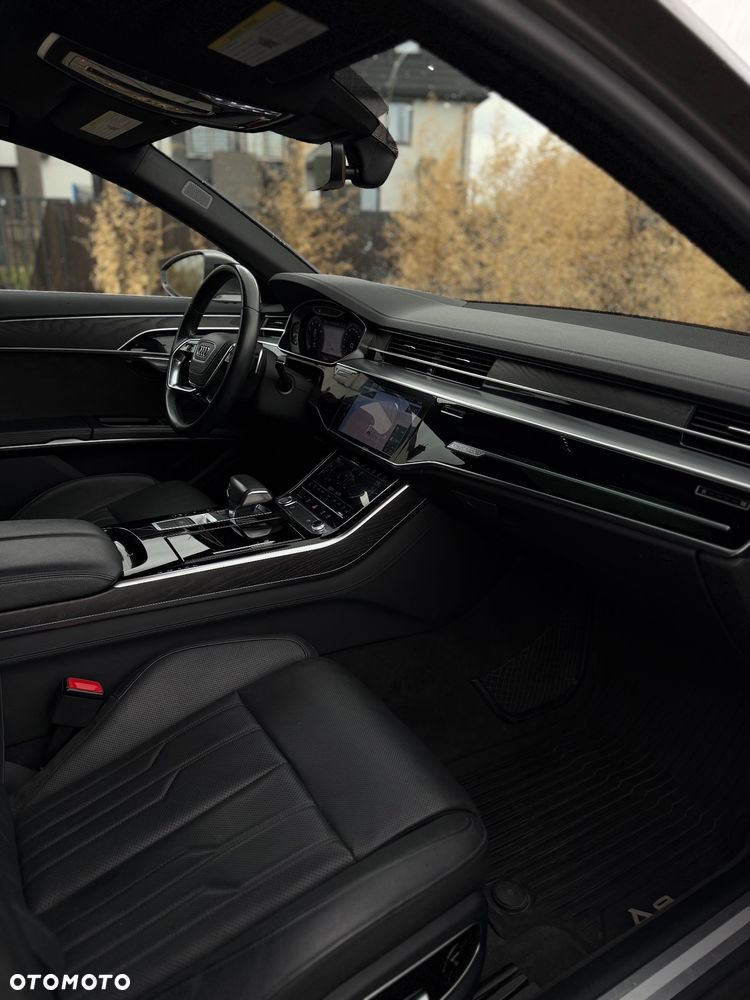 Audi A8 L 55 TFSI quattro tiptronic - 16