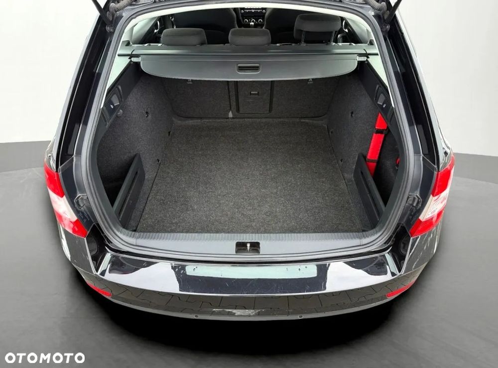 Skoda Octavia 2.0 TDI SCR Style DSG - 18