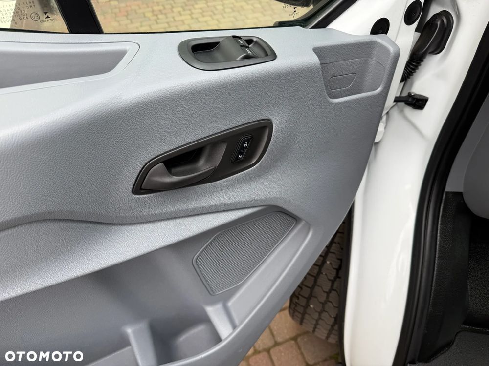 Ford Transit L3H2 - 11