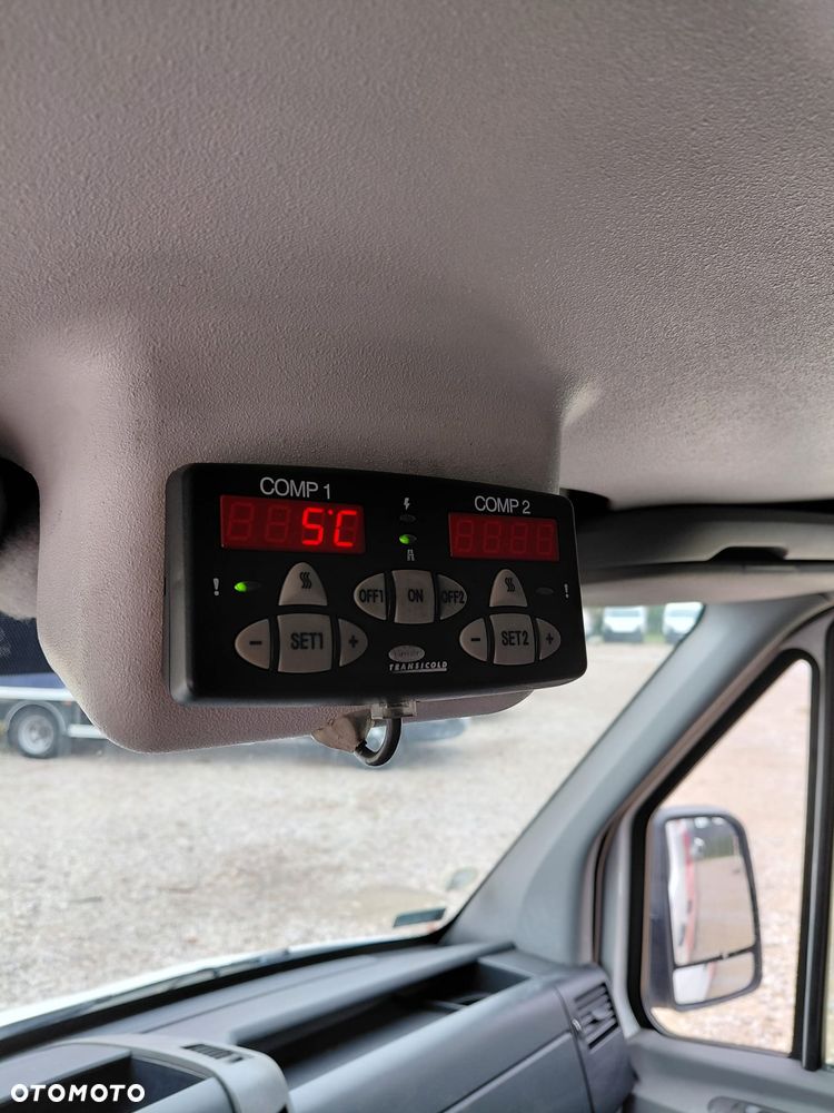 Volkswagen Crafter - 13