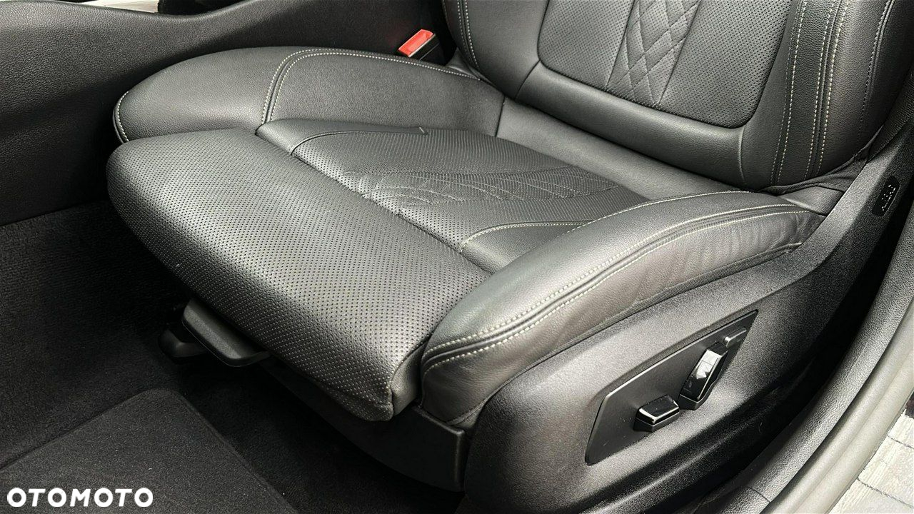 BMW Seria 5 520i - 18