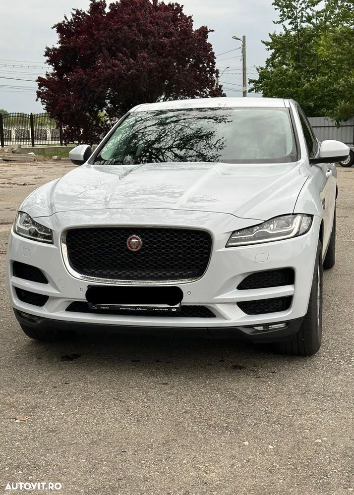 Jaguar F-Pace - 9