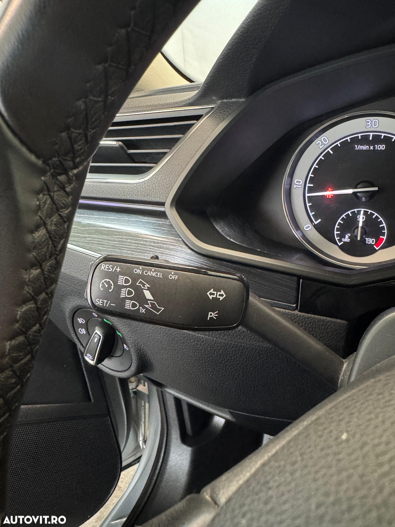 Skoda Superb 2.0 TDI DSG Style - 29