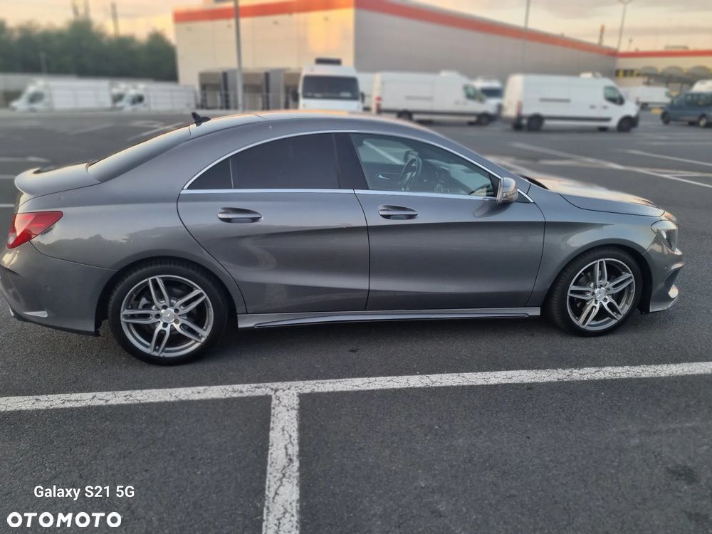 Mercedes-Benz CLA 200 CDI 7G-DCT AMG Line - 4