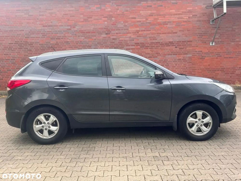 Hyundai ix35 2.0 4WD Premium - 5