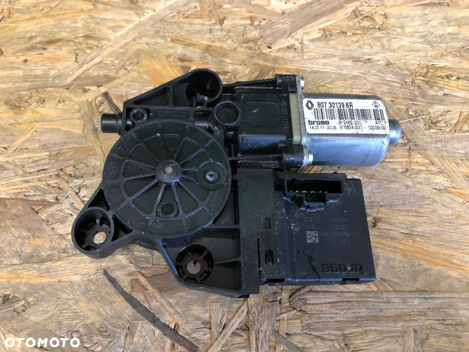 RENAULT MEGANE III 2008-2016 SILNICZEK SZYBY PRAWY PRZÓD 6 PIN 807301396R - 2