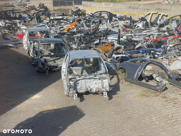 OPEL ZAFIRA ASTRA MERIVA CORSA PRÓG SŁUPEK