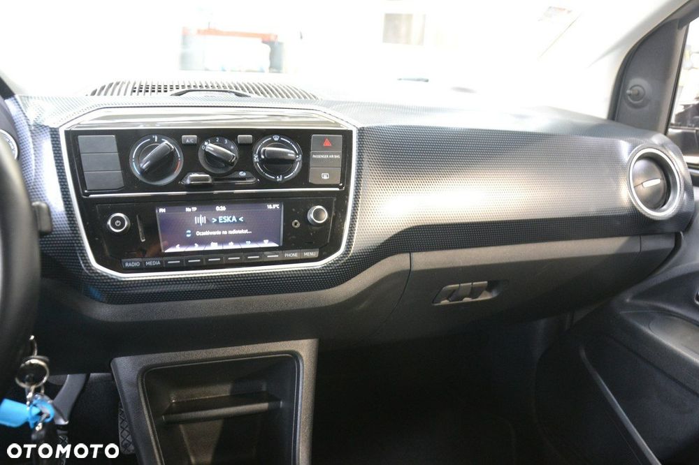 Volkswagen up! - 14