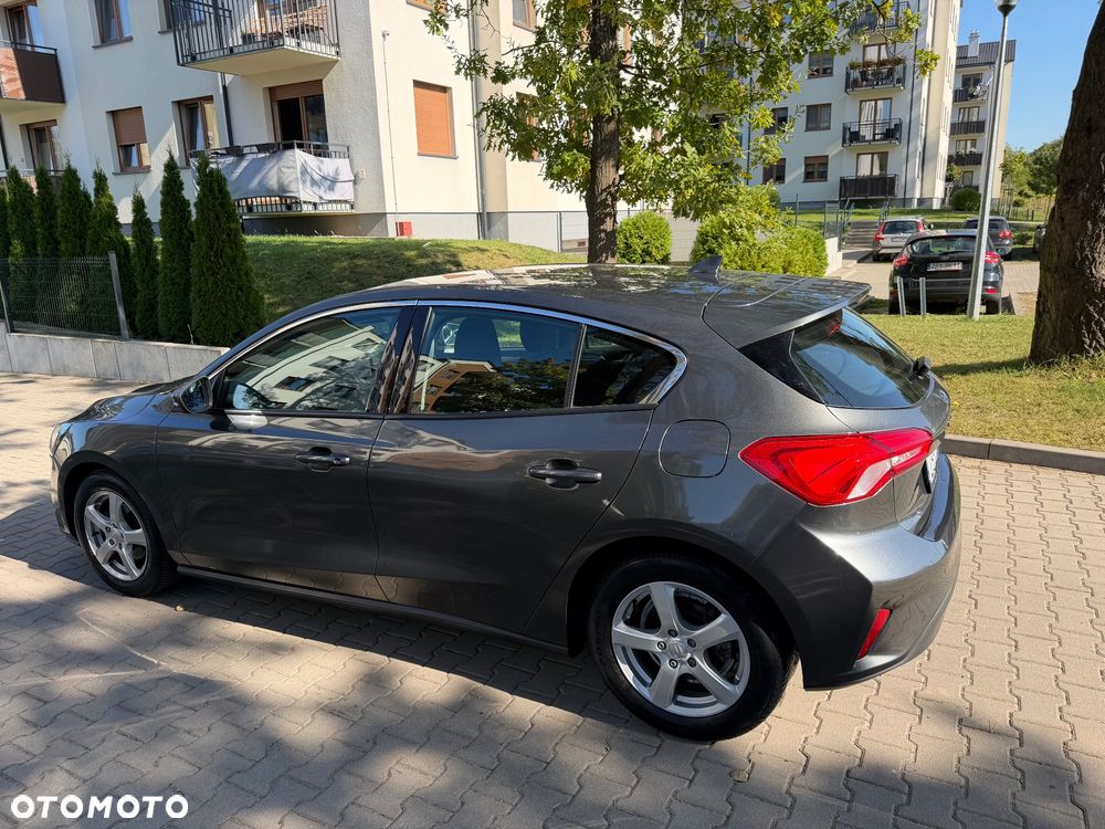Ford Focus - 12
