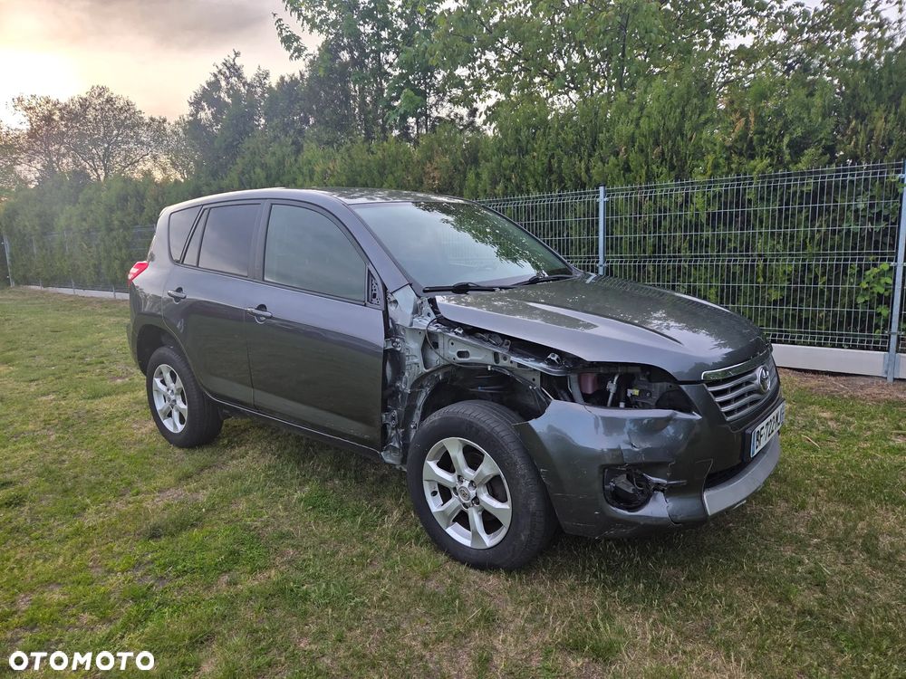 Toyota RAV4 2.2 D-4D 4x4 Life - 6