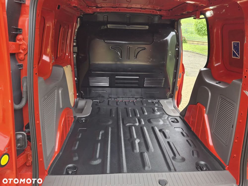 Ford TRANSIT CONNECT TREND - 12