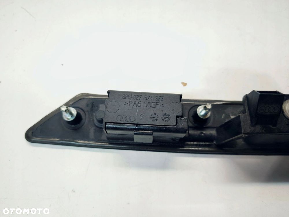 BLENDA PODŚWIETLENIE TABLICY REJ. AUDI A3 8P A4 B7 A6 C6 8P4827574 2/25 - 4