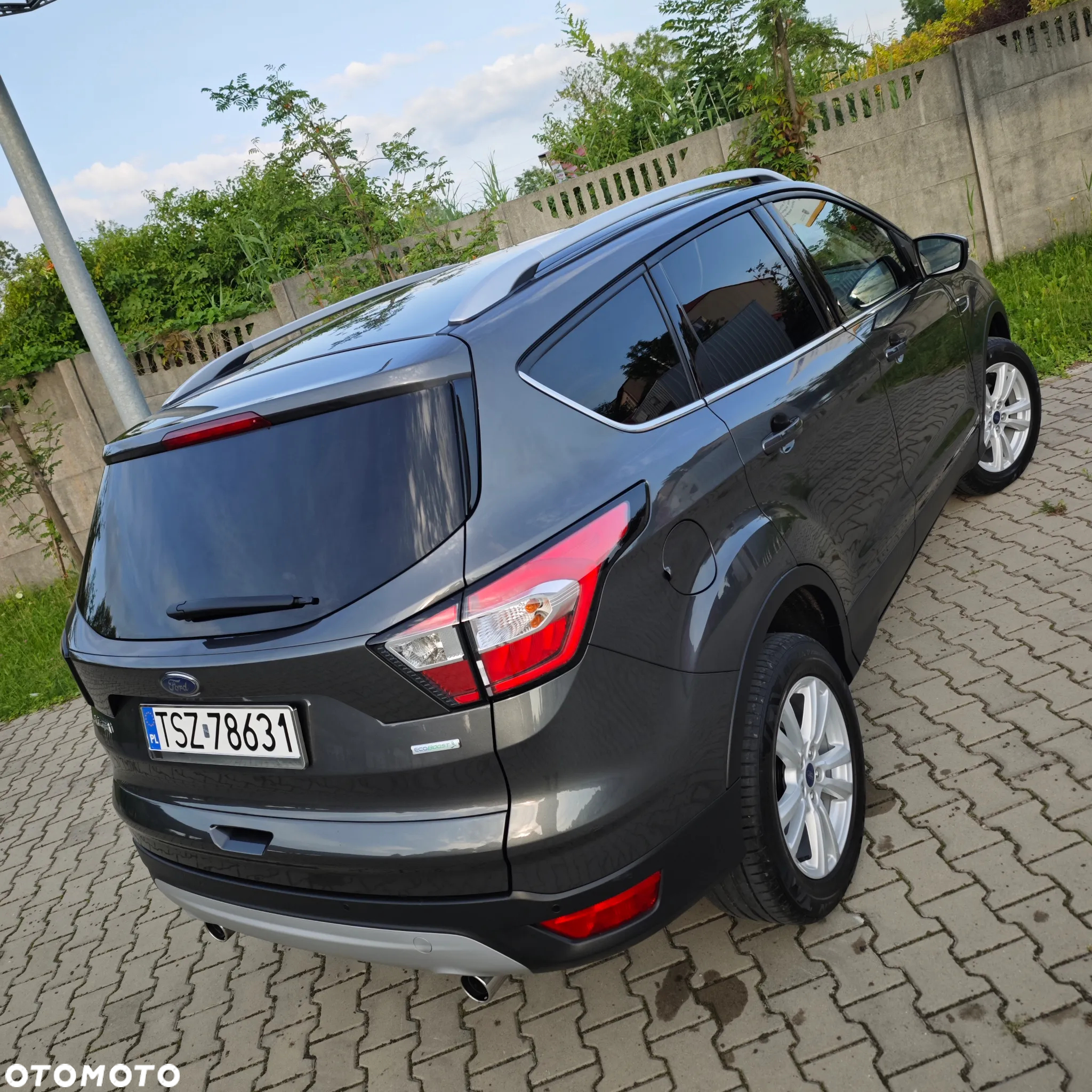 Ford Kuga 1.5 EcoBoost 2x4 Cool & Connect - 21