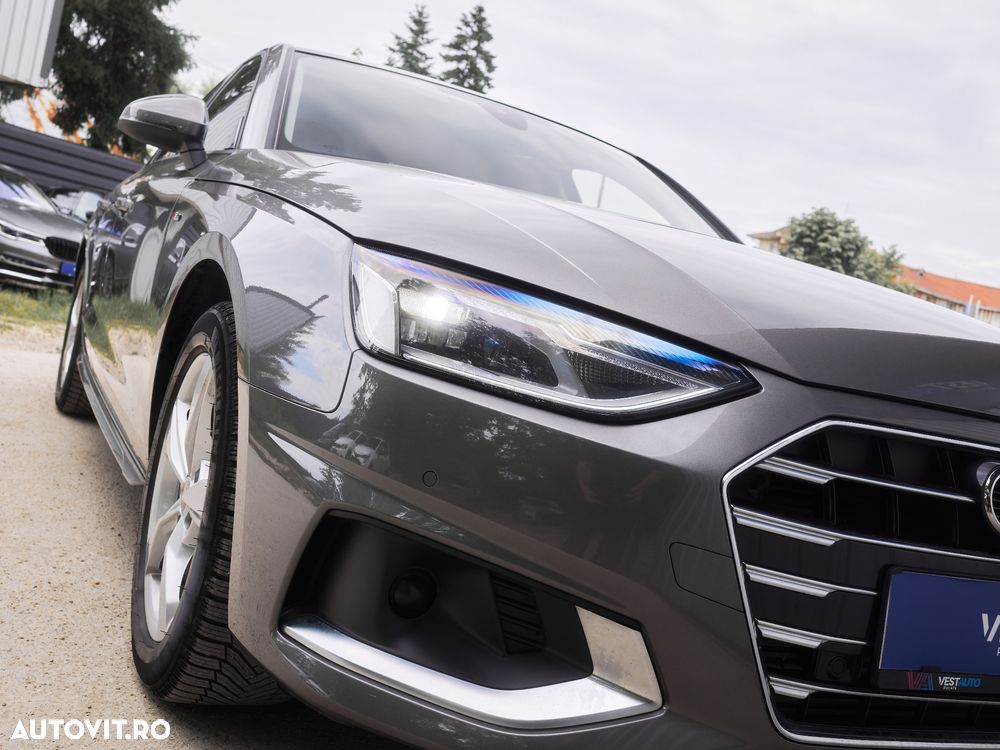 AUDI A4 2022 — imagine 12