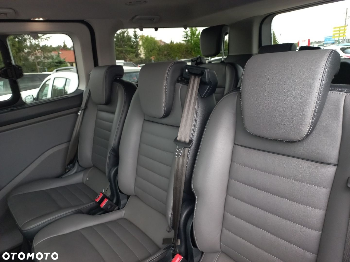 Ford Tourneo Custom - 17