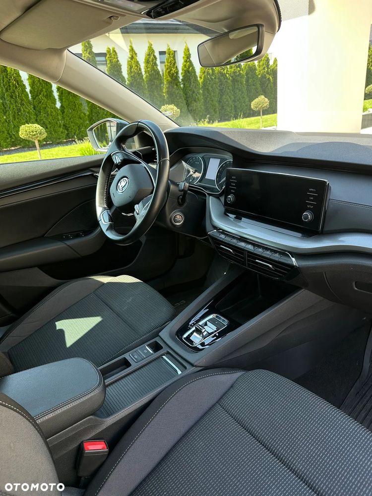 Skoda Octavia 2.0 TDI Ambition DSG - 9