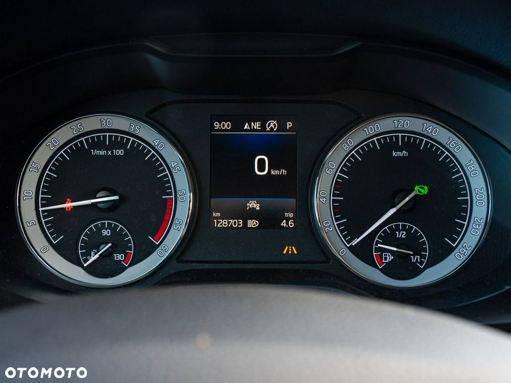 Skoda Karoq 1.6 TDI SCR 4x2 Style DSG - 13