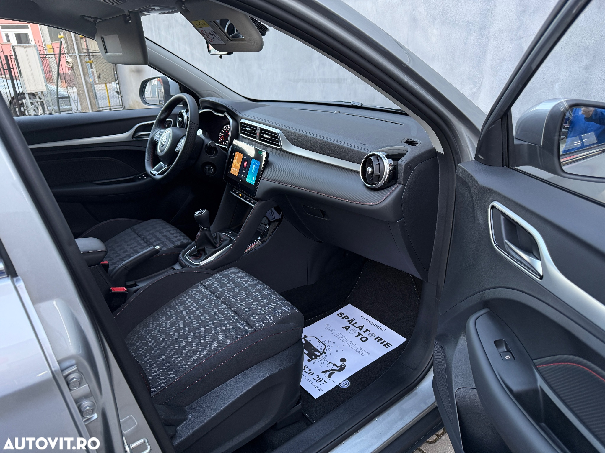MG ZS 1.5 GSL 5MT Exclusive - 20
