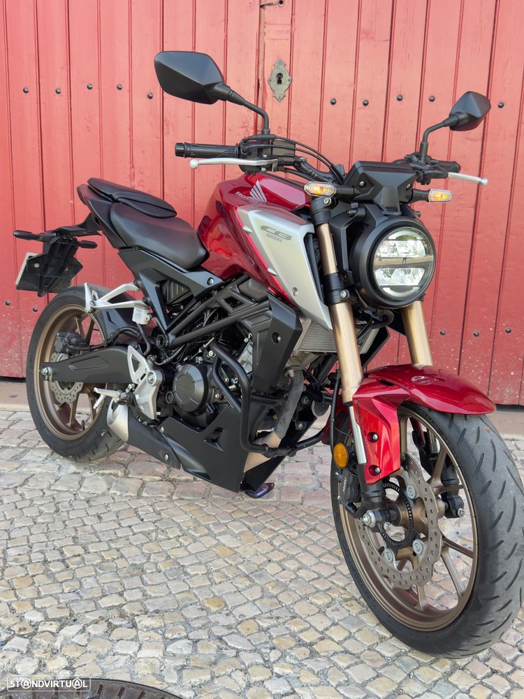Honda CB R - 1