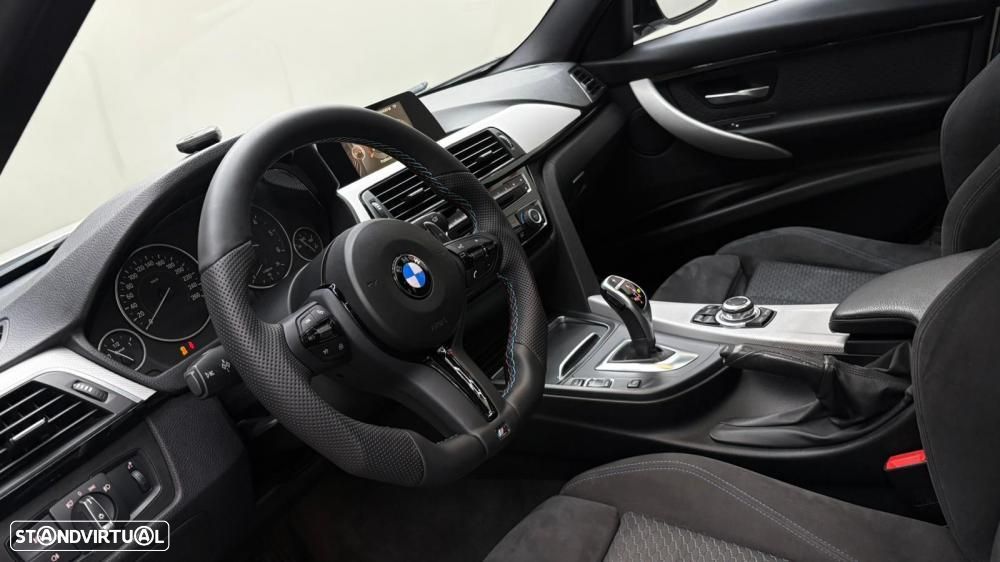 BMW 320 d xDrive Pack M Shadow Auto - 11