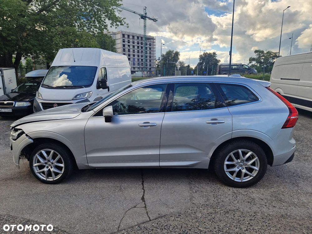 Volvo XC 60 B5 B AWD Momentum Pro - 6