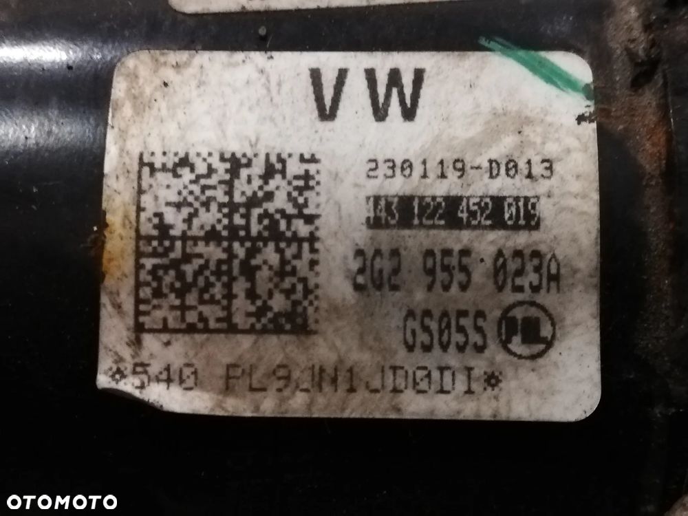 VW Polo Silniczek wycieraczek szyby przedniej 2G2955113 - 4