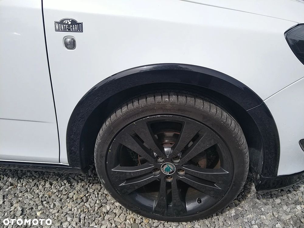 Skoda Fabia 1.2 TSI Monte Carlo - 25