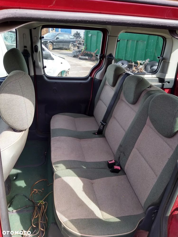 maska peugeot partner 1.9 D - 2
