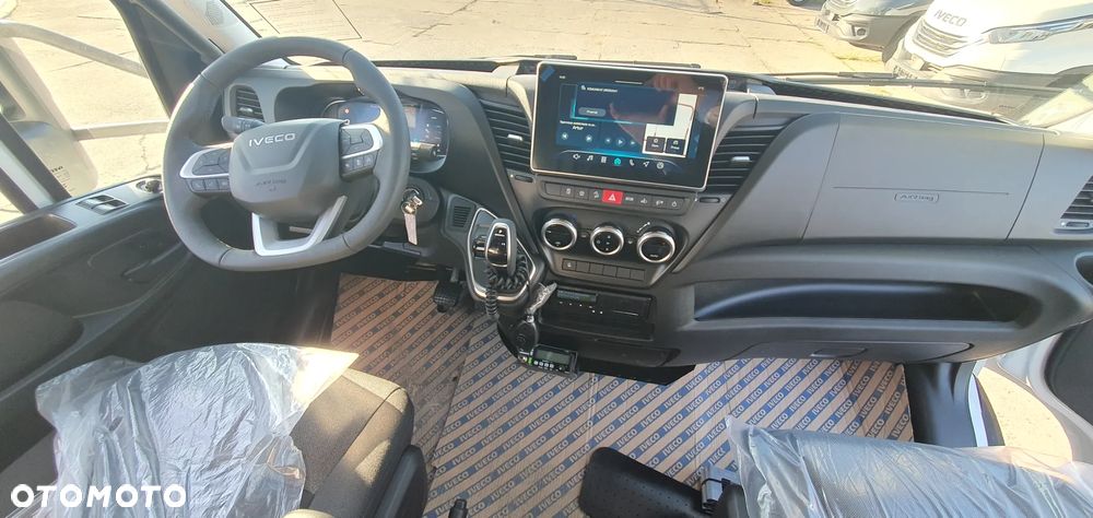 Iveco Daily 70C18A8/P - 18