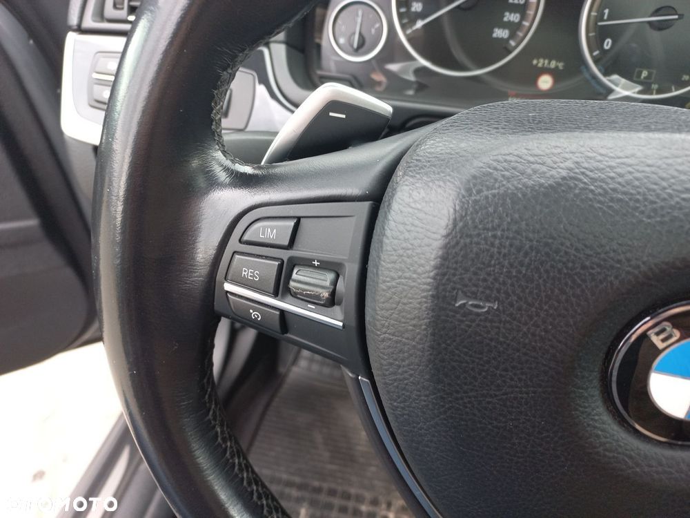 BMW Seria 5 550i - 18