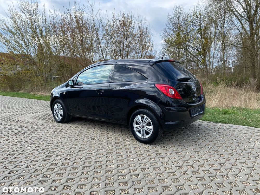Opel Corsa - 20
