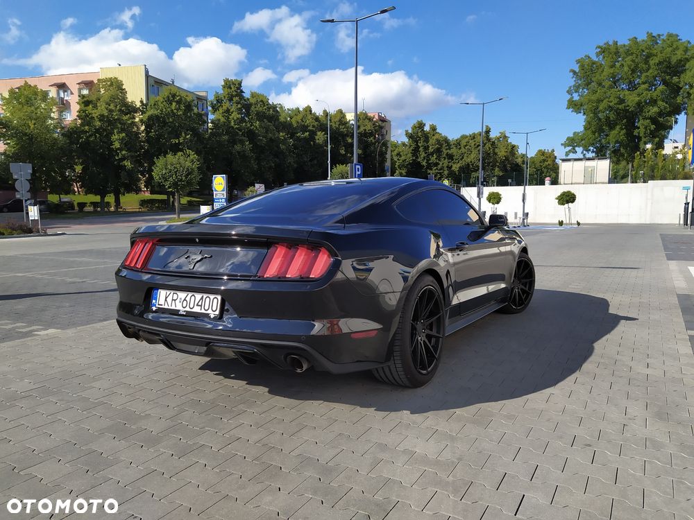 Ford Mustang 3.7 V6 - 2
