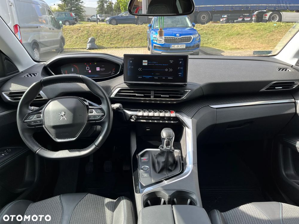 Peugeot 3008 1.5 BlueHDi Allure S&S - 12