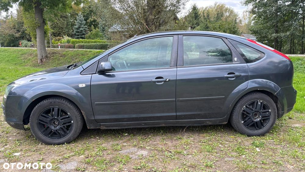 Ford Focus 1.6 Ghia - 7