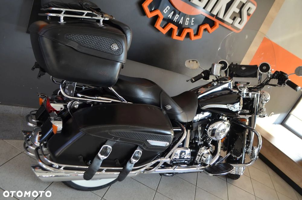 Harley-Davidson Touring Road King - 3