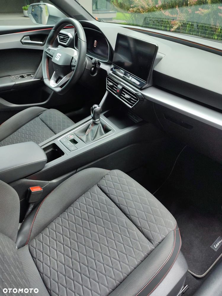 Seat Leon Sportstourer 2.0 TDI FR - 9