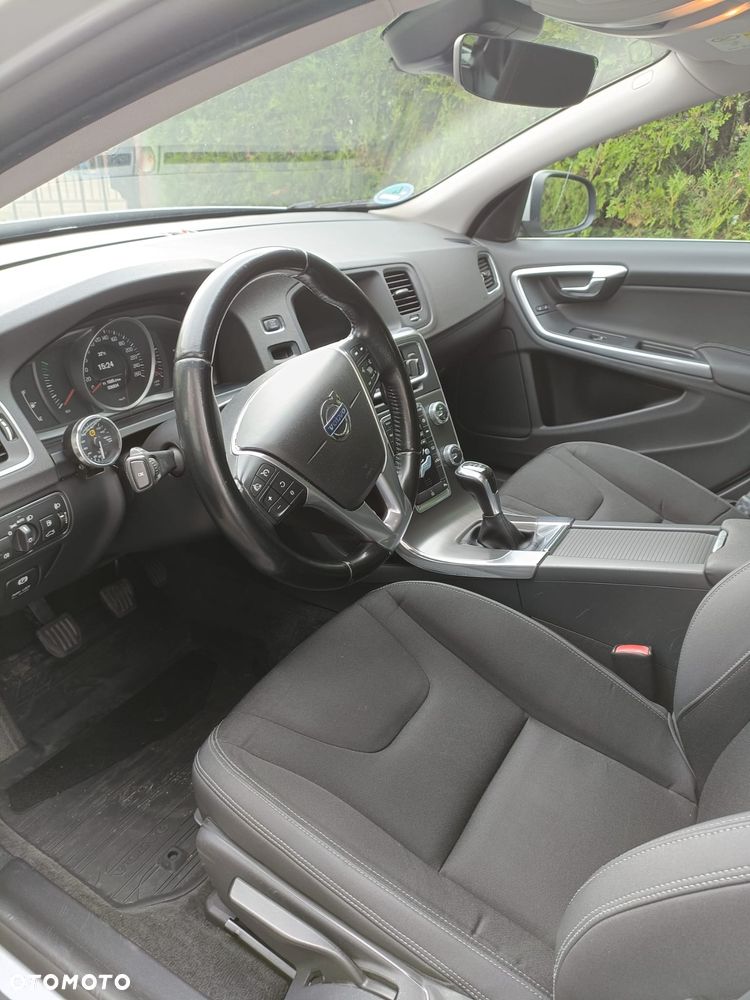Volvo V60 D4 - 14