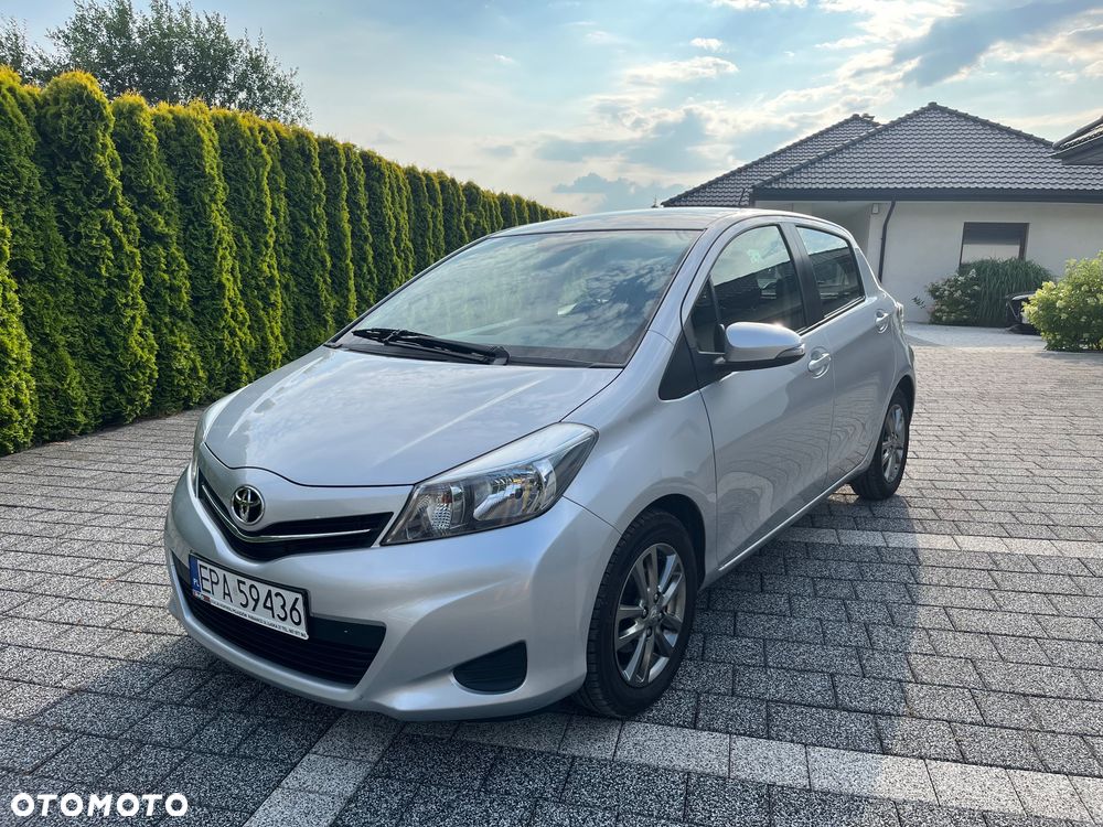 Toyota Yaris 1.33 Dynamic - 1