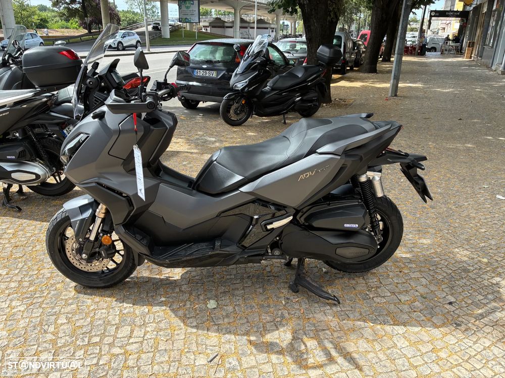 Honda ADV 350 - 1