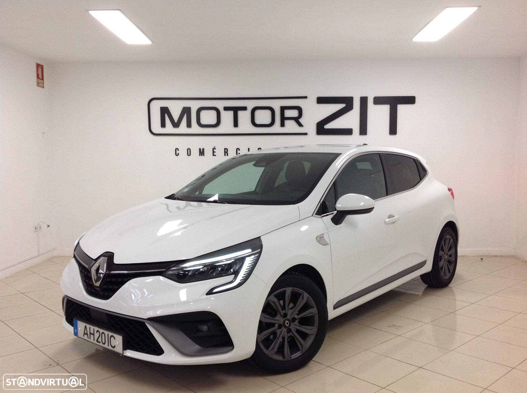 Renault Clio 1.0 TCe RS Line - 3