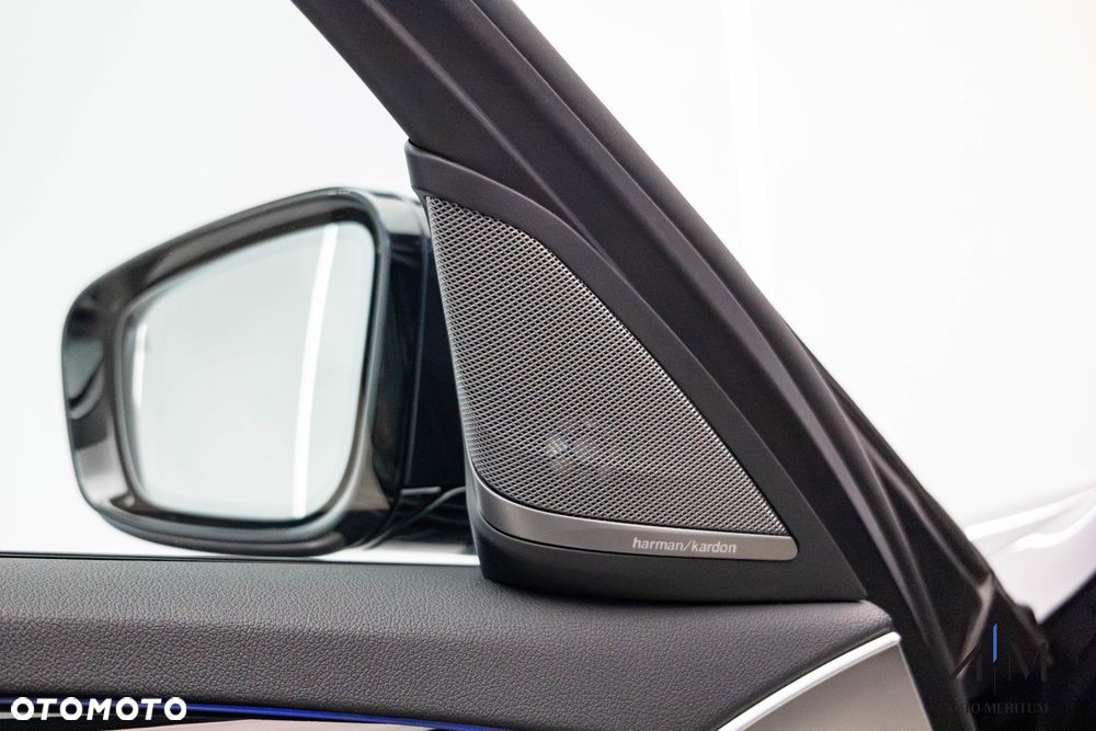 BMW Seria 5 540i xDrive - 22