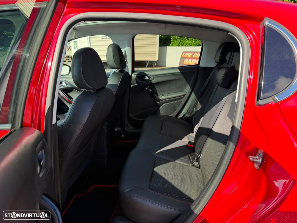 Peugeot 208 1.2 PureTech GT Line - 9
