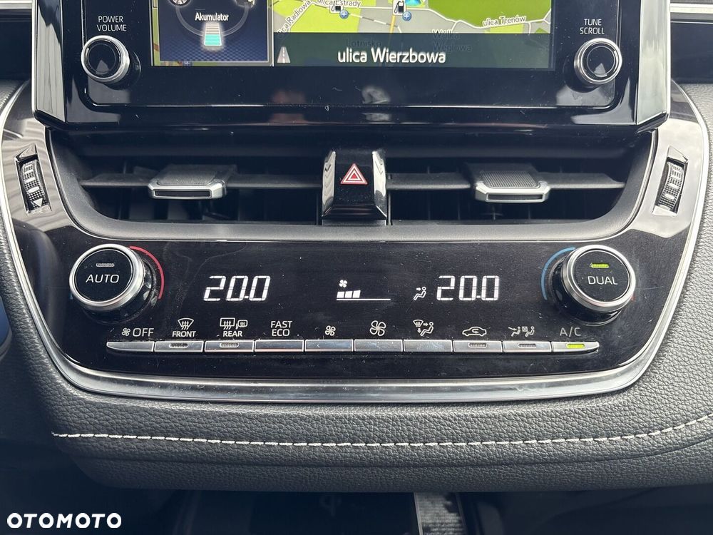 Toyota Corolla 2.0 Hybrid Comfort - 19