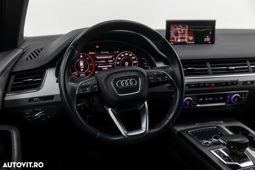 Audi Q7 - 10