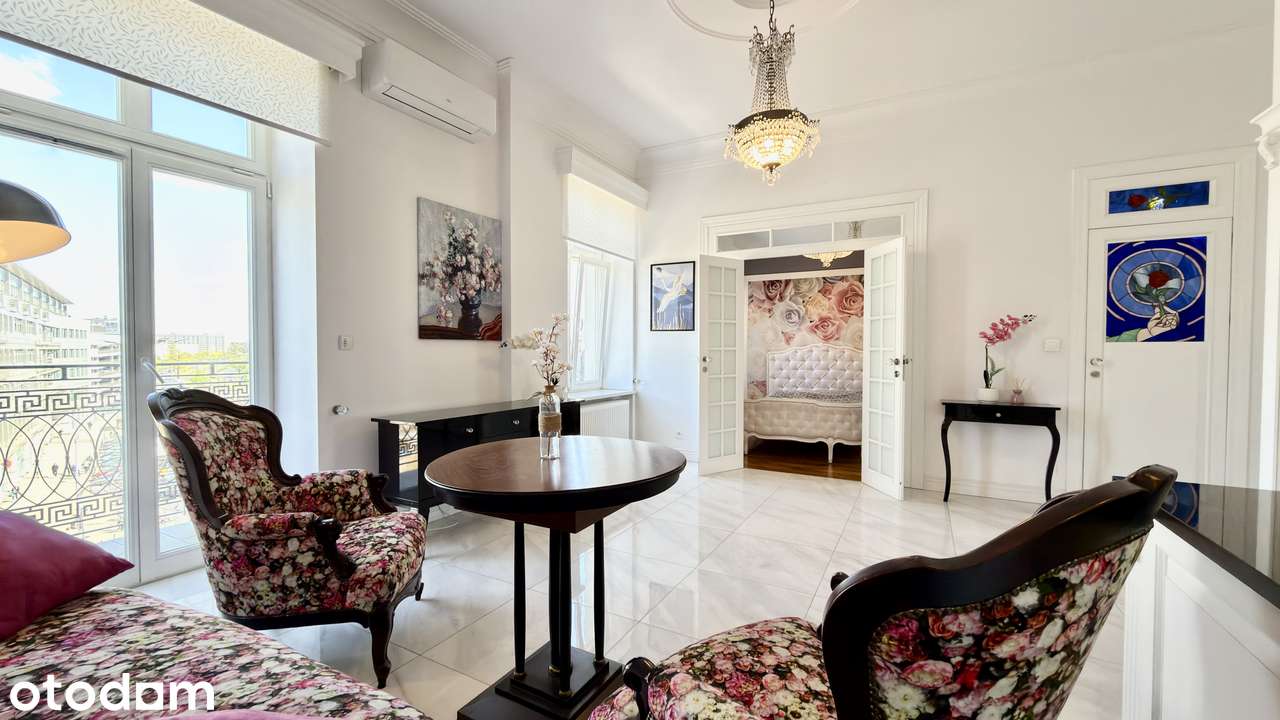 Kamienica z 1868r po rewitalizacji 2 pokoje, winda, balkon, umeblowane